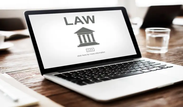An Analysis of the Best Legal Blogs in the UK: Insights from Solicitors' Blogs